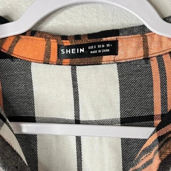 ☀️Shein Plaid Button Up - Picture 3 of 5